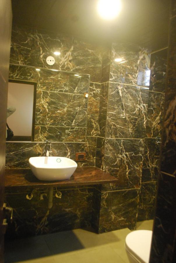 Hotel New Sunder Индор Екстериор снимка