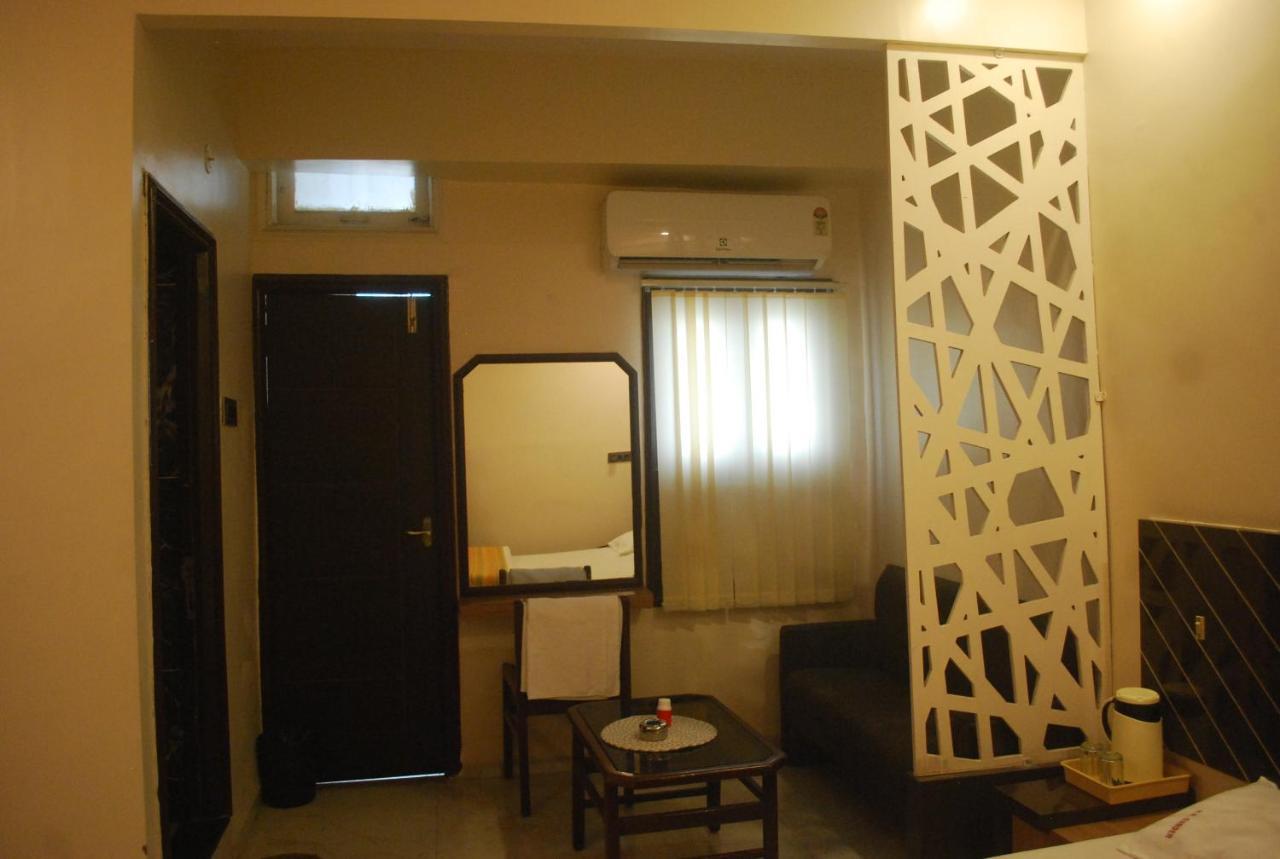 Hotel New Sunder Индор Екстериор снимка